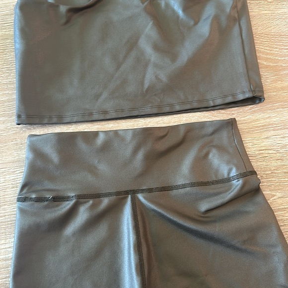 Workout Set Bundle - Picture 3 of 6